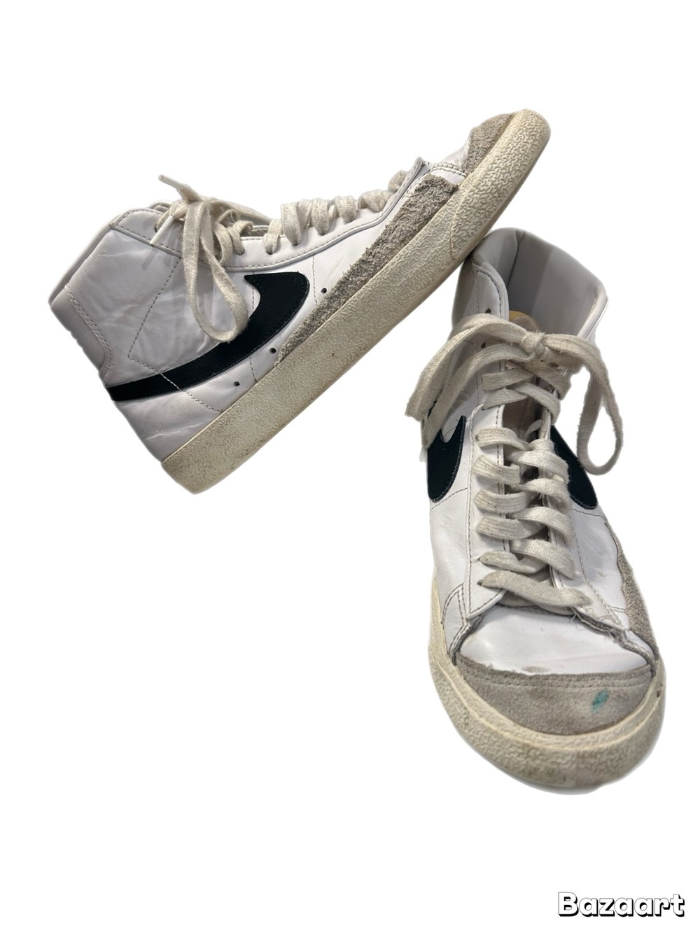 Nike Blazer Mid ‘77 Vintage Sneakers White Black Swoosh Women’s 9
